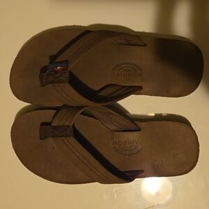 GUC worn once kids rainbow flip flops